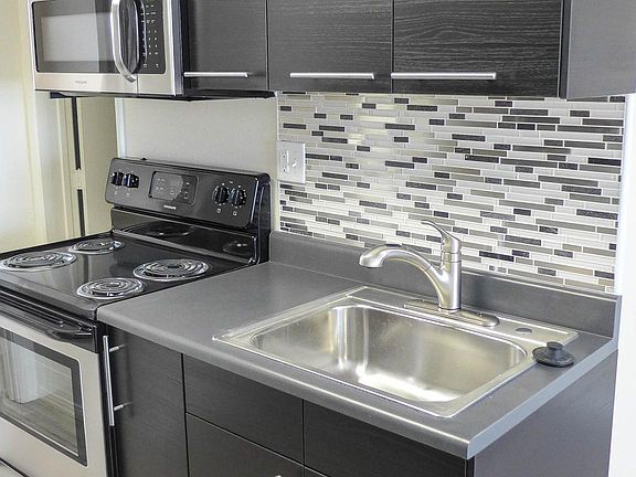 5th image of 4625 Utah St #3