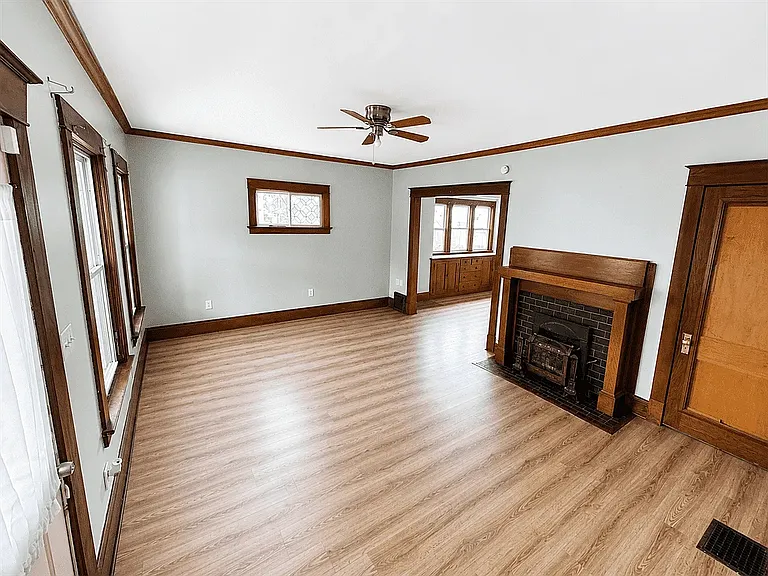 1140 Radcliffe Dr — Photo 5