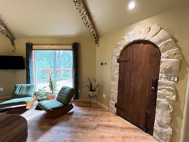 1 bed, 780 sqft, $1,800 — Photo 4