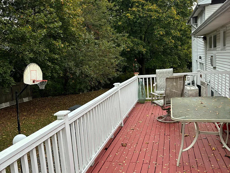 14 Zito Dr — Photo 10