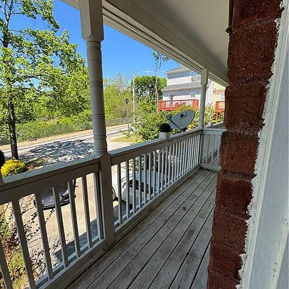 584 Windsor St SW — Photo 15