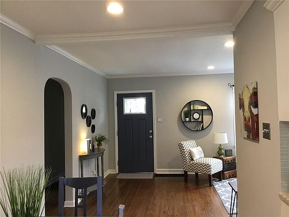 4th image of 5205 Kingsley Dr