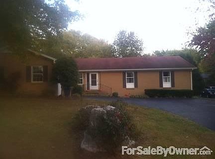 2nd image of 316 Saint Albans Dr