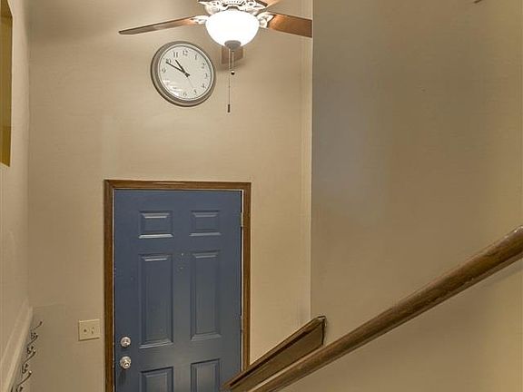 3rd image of 16 Cypress St