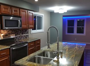 N27W26925 Woodland Dr, Pewaukee, WI 53072