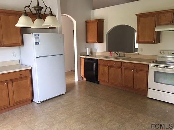 4th image of 60 Biscayne Dr