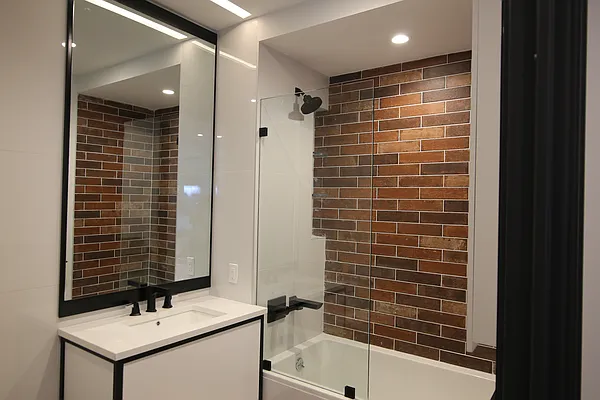 Rented by The KCI Group | media 28