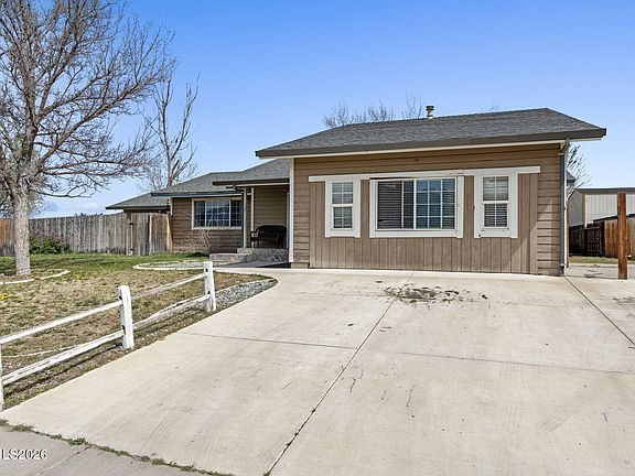 4th image of 621 Jill Dr