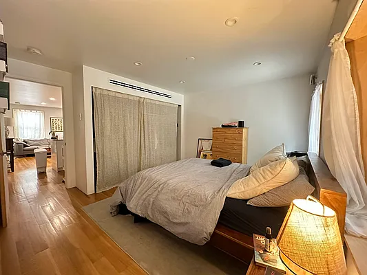 Rented by Brown Harris Stevens | media 11