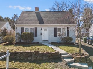 47 Deerfield Ave, Middletown, CT 06457