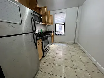 Rented by Sterea Agency