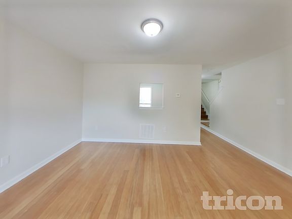 2nd image of 50 Hamlet Dr