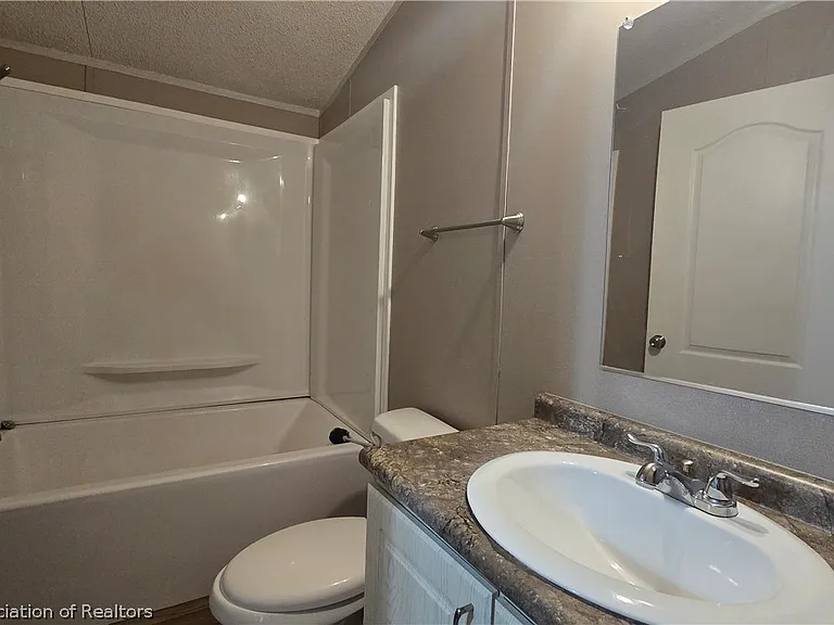 44 Crawford Dr #25 — Photo 11