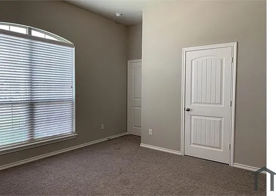 1925 Green Terrace Dr — Photo 20