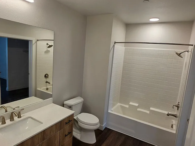NV Lofts — Photo 24