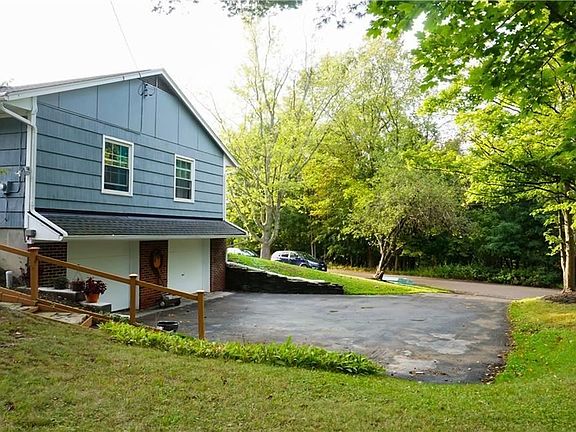 4th image of 5 Fairlawn Dr