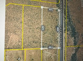 374 Meadowlake Rd, Los Lunas, NM 87031