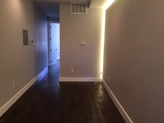 Rented by Premier Metro Realty Corp | media 15