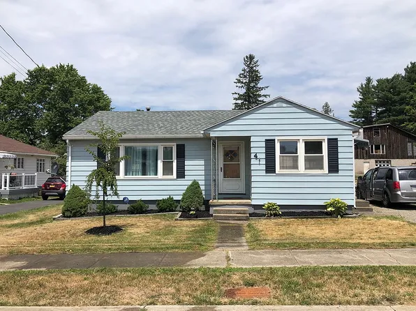 4 West Ave, Arkport, NY 14807