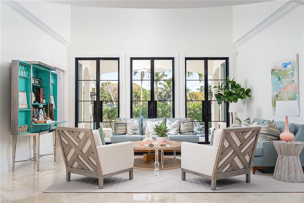 5 bed, 5.5 bath, 6042 sqft, $85,000 — Photo 4