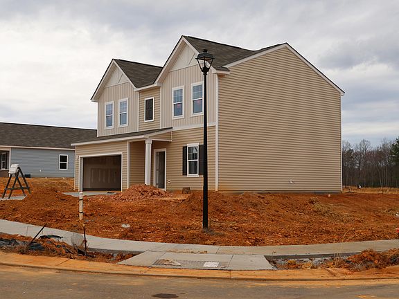 3rd image of 7314 Beechcraft Ln