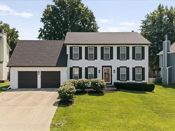 14317 S Darnell St, Olathe, KS 66062