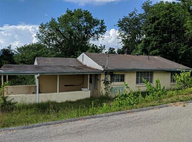 1st image of 219 Short Hill Dr