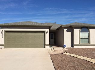 5925 Speyside Dr, Sunland Park, NM 88008