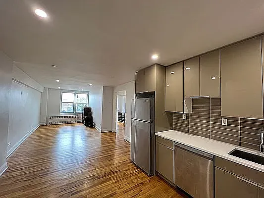 123-10 Ocean Promenade #2M — Photo 2