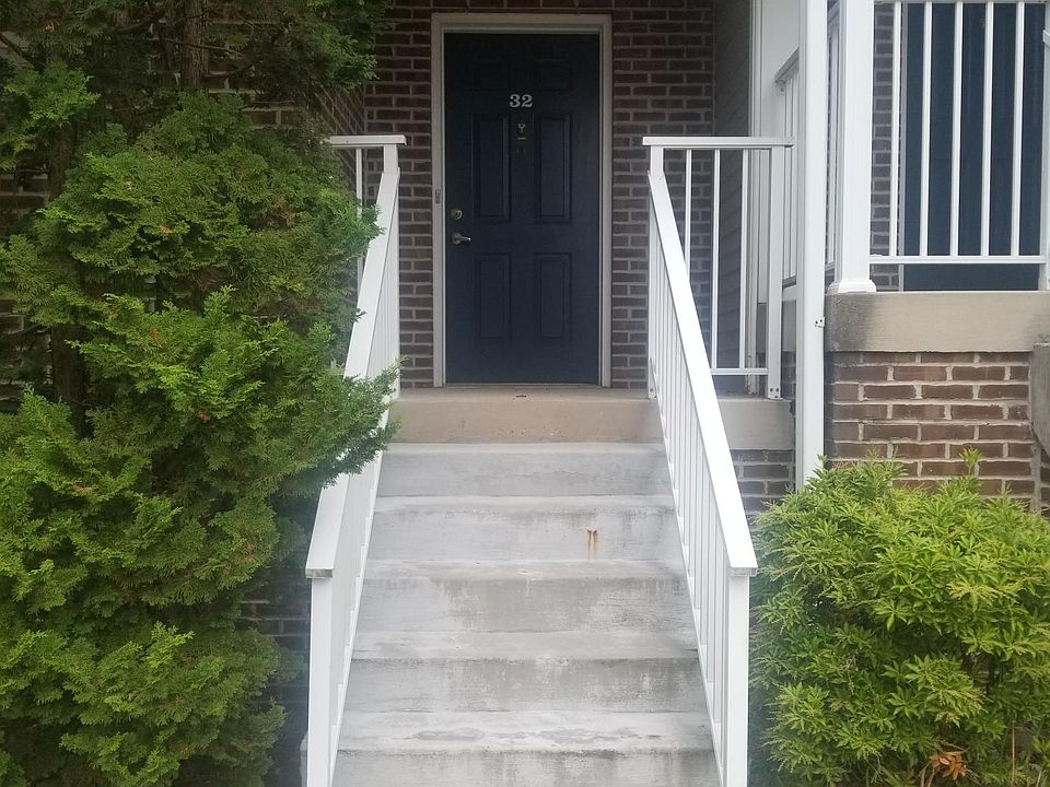 1st image of 25 S Market St #34