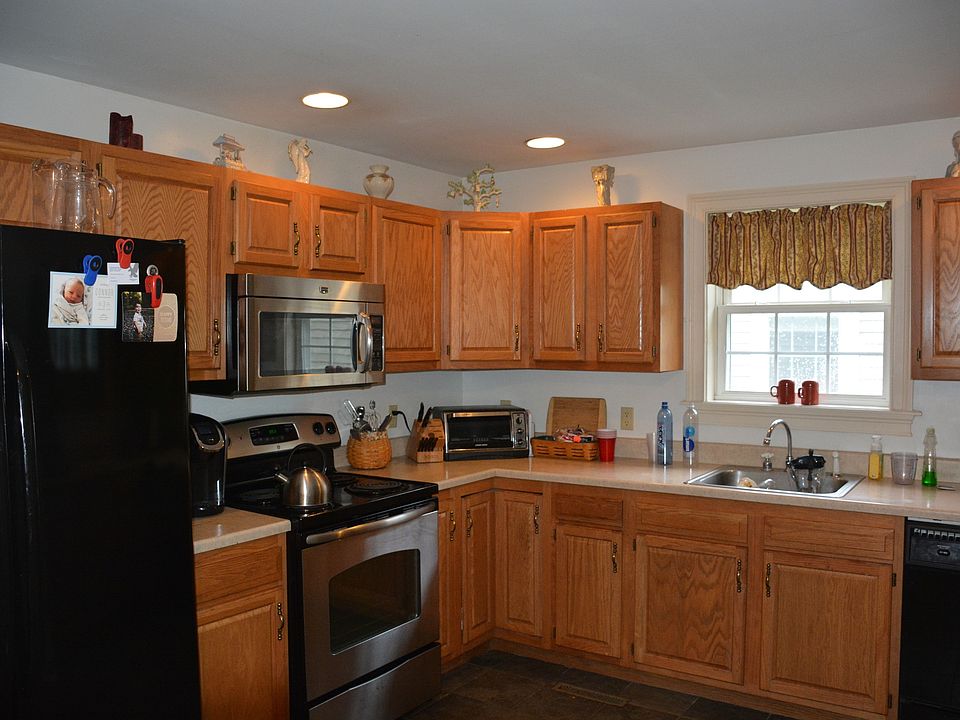 1st image of 46 Thoroughbred Dr #1