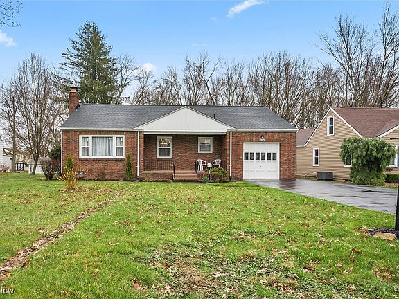2nd image of 354 Wildwood Dr