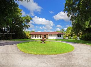 5881 SW 160th Ave, Southwest Ranches, FL 33331