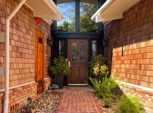 72 Holstein Rd, San Anselmo, CA 94960