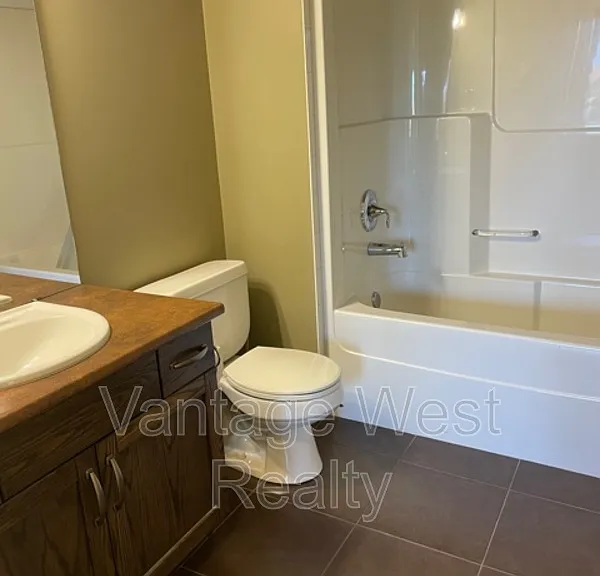 3739 Casorso Rd #305 — Photo 10