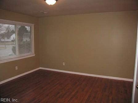 4th image of 277 Lou Mac Ct