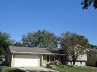 823 Lynda Rd, Waterloo, IA 50701