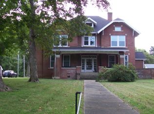 403 S Morgan St, Morganfield, KY 42437