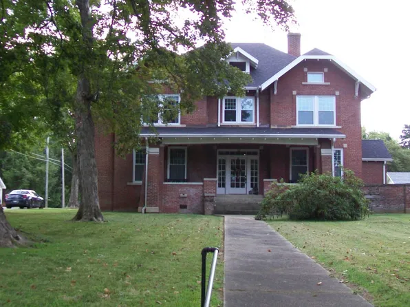 403 S Morgan St, Morganfield, KY 42437