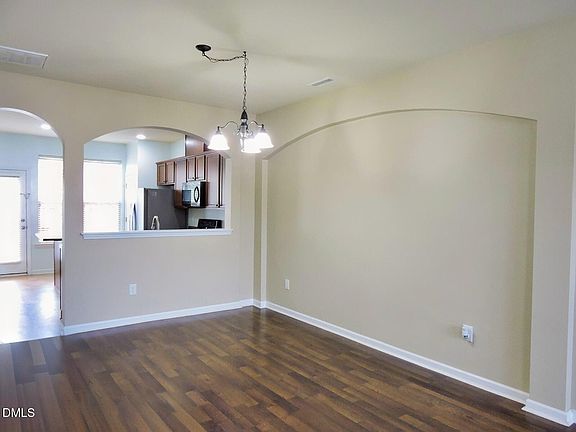 5th image of 100 Stratford Lakes Dr Unit 322