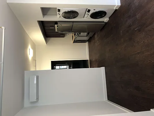 Rented by CENTERPIECE CAPITAL GROUP INC | media 3