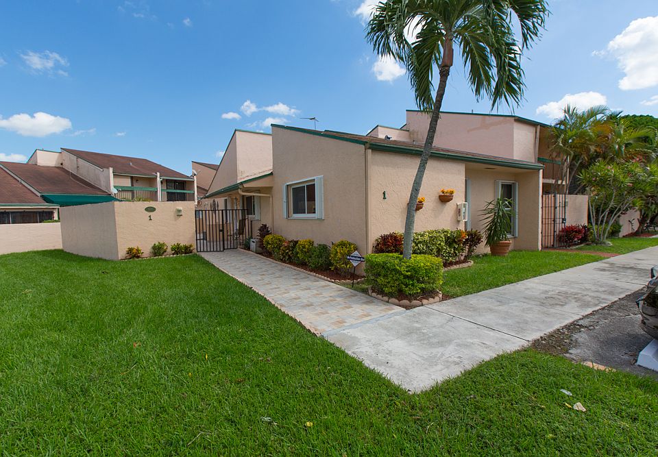1st image of 9197 Fontainebleau Blvd APT 1