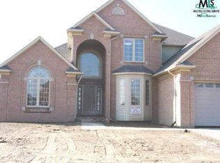 50861 Nesting Rdg, Update, MI 48044