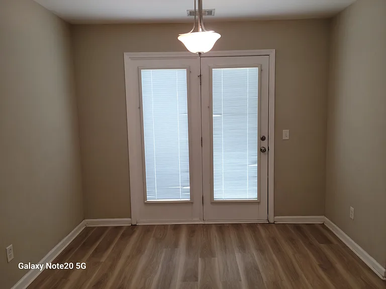 104 Clydesdale Ct — Photo 7