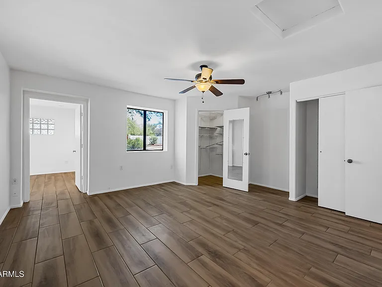 35030 N 51st St — Photo 26