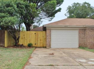3330 Green Rdg, Fort Worth, TX 76133