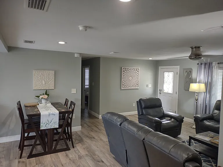 227 Woodland Ave — Photo 7