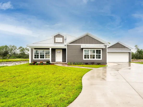 1705 Saint Georges Ct, East Point, FL 32328