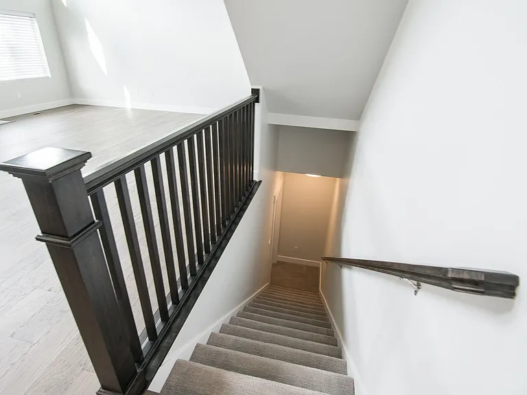 2034 E Pepper View Cir — Photo 46