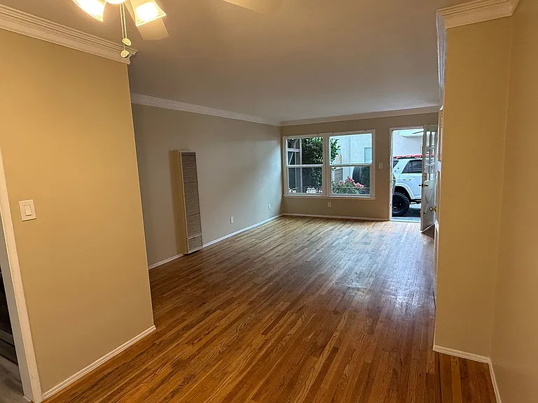 14259 Dickens St #2 — Photo 6